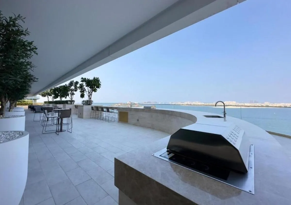 Apartment 1Bdr Grand Bleu Private Beach With Palm Views Dubai